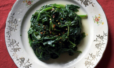 Come fare gli spinaci al vapore con il bimby, la ricetta facile e veloce