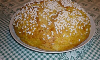 La ricetta della focaccia pasquale dolce spiegata passo dopo passo