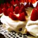 Torta fragole e panna, la ricetta facile