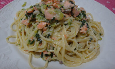 La pasta ai porri e salmone affumicato per un primo piatto gustoso