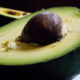 Come preparare l'avocado con yogurt con la ricetta veloce