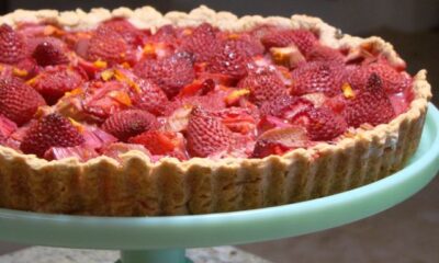 crostata lamponi fragole dessert fine pasto