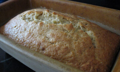 Il plumcake alla banana e cocco per una colazione nutriente