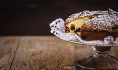 La torta di banane e mele