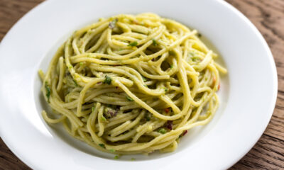 La pasta con avocado e ceci per un primo gustoso