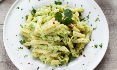 Il pesto di avocado e basilico con la ricetta veloce