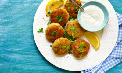 Come si preparano le polpette di merluzzo con il Bimby? Ecco la ricetta da provare a casa.