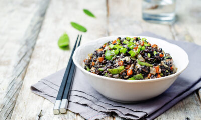 insalata di riso venere con verdure