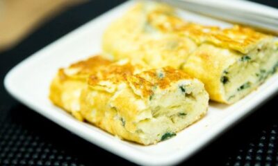 Come preparare il rotolo di frittata farcito con verdure