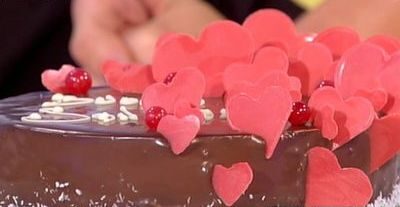 La torta di San Valentino con la ricetta di Detto Fatto