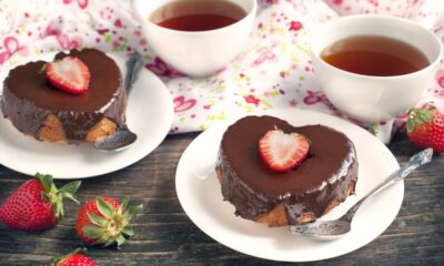 torta per San Valentino con due cuori