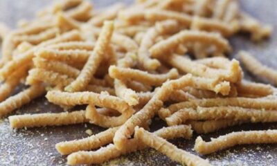 I passatelli asciutti con speck e radicchio per un pranzo veloce