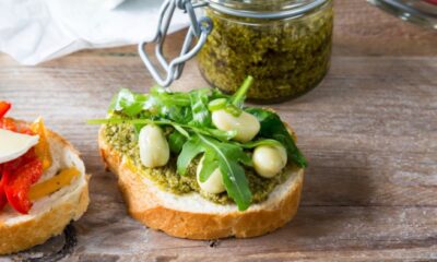 pesto di fave e mandorle