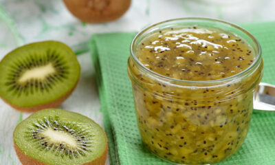 Salsa al kiwi per carne: ecco come prepararla in poche mosse