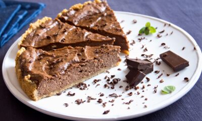 torta di riso al cioccolato della tradizione toscana