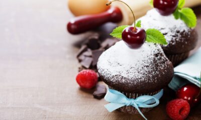 muffin al cioccolato con le ciliegie