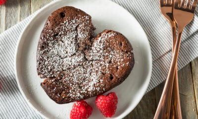 Torta al cioccolato a forma di cuore