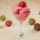 Sorbetto alle fragole e yogurt greco