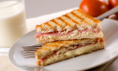 Toast prosciutto e formaggio