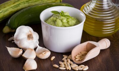 pesto di zucchine e mandorle