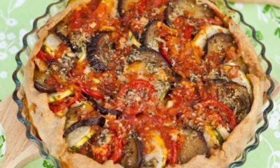 La sfoglia di melanzane alla parmigiana perfetta per l'antipasto