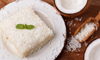 La torta cocco e menta con la ricetta facile