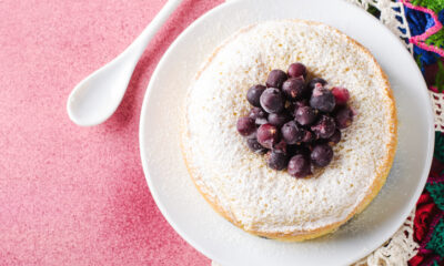 La torta di mirtilli e limone perfetta per la merenda