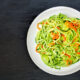 La pasta con carote e zucchine con la ricetta leggera