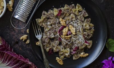 Il pesto di radicchio e noci con la ricetta semplice