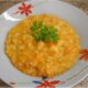 Il risotto alla zucca e gamberi con la ricetta sfiziosa