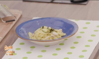 Tagliatelle alle zucchine e limone