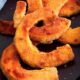 La zucca fritta con farina per un contorno veloce e irresistibile