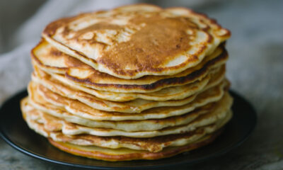 I pancake salati con farina di ceci: la ricetta veloce