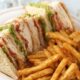 Il club sandwich con la ricetta di Cannavacciuolo