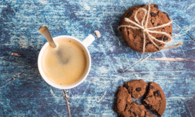 Come preparare i biscotti con fave di cacao