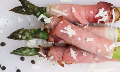 asparagi al forno con prosciutto e mozzarella