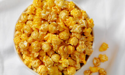 Come preparare i pop corn al formaggio con la ricetta facile