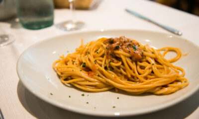 La ricetta degli spaghetti ai ricci di mare e bottarga di tonno