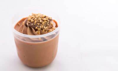 Il frozen yogurt al cioccolato con la ricetta facile