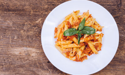 La ricetta della pasta con pomodori secchi e tonno