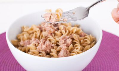 Come preparare la pasta con yogurt greco e tonno