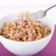 Come preparare la pasta con yogurt greco e tonno