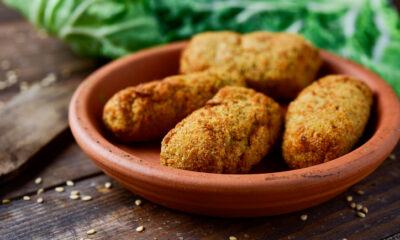 Le crocchette di patate ripiene al forno con la ricetta sfiziosa