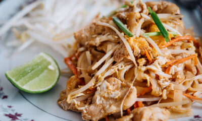 La ricetta del pad thai di pollo