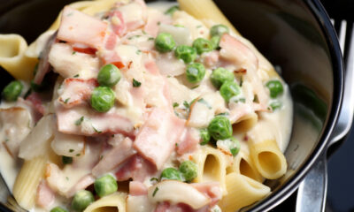 Carbonara di piselli e mortadella, la ricetta sfiziosa