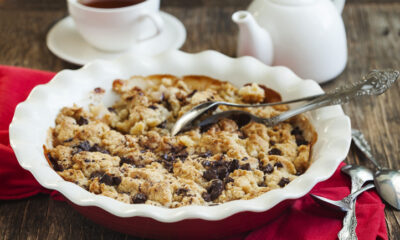 La ricetta del crumble di pere con biscotti