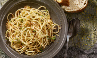 Spaghetti aglio e olio con nocciole, la ricetta sfiziosa