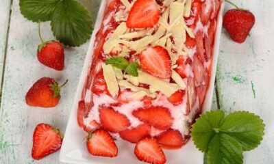 Terrina di semolino e fragole: la ricetta di Cotto e Mangiato