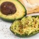 avocado farcito al salmone