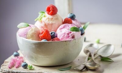 Gelato con frutta congelata e latte, la ricetta sana